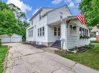 306 Elm St, Menasha, WI 54952