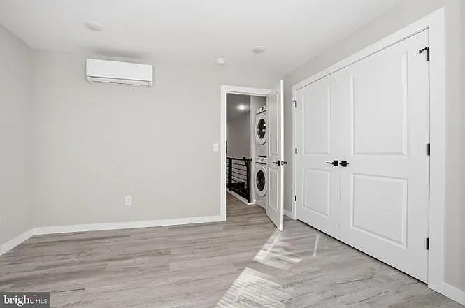 6157 Walnut St #2 — Photo 12