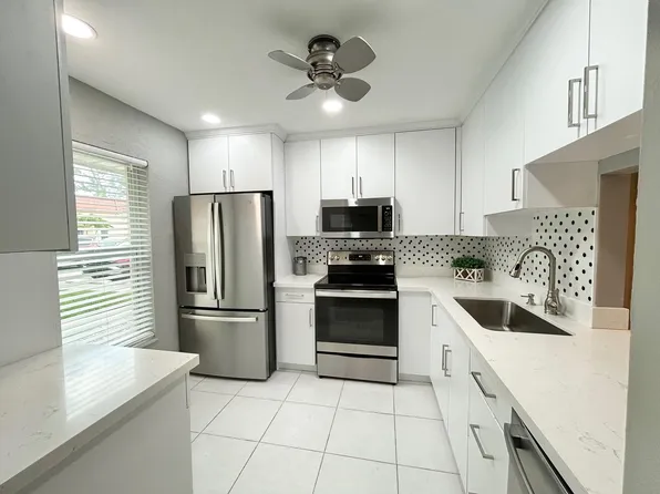 617 Laconia Circle #B, Lake Worth, FL 33467