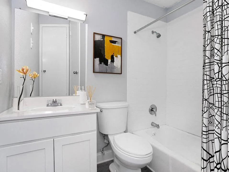 Chestnut Ridge Apartments — Photo 4