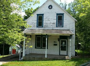 511 Chestnut St, Thayer, MO 65791