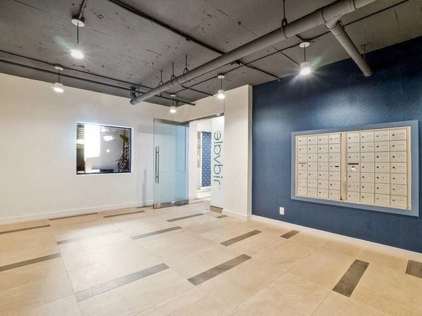 527 Midvale Ave #1105