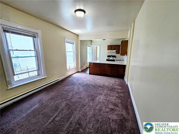2nd image of 524 N 5th St APT 1