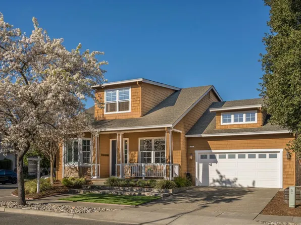 272 Newcomb Street, Sonoma, CA 95476