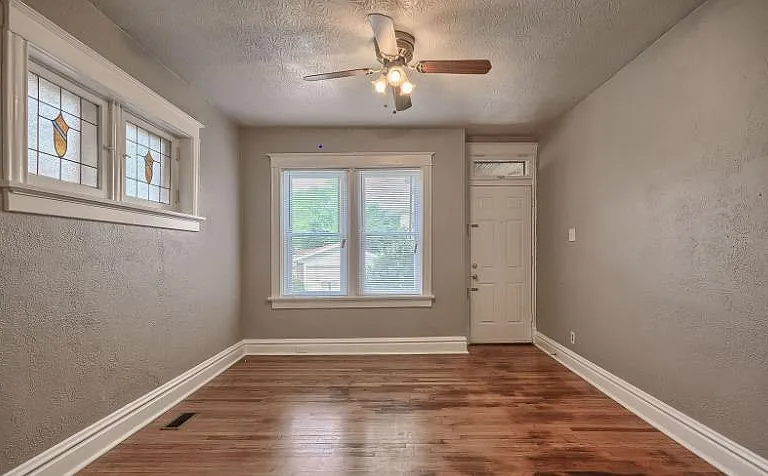 2208 Portis Ave #1 — Photo 7