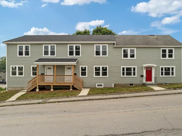 19 Brandon Rd, Dudley, MA 01571