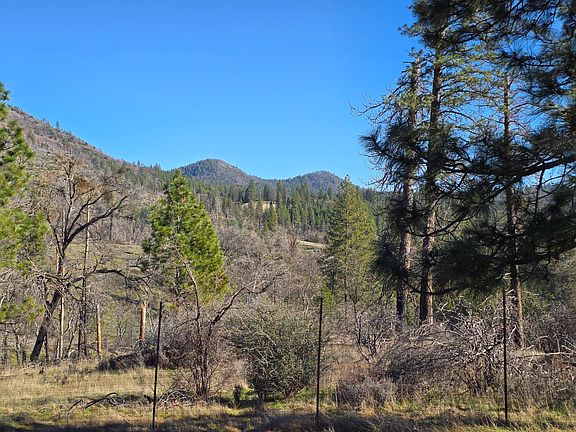 3rd image of 5200 Butte Creek Rd