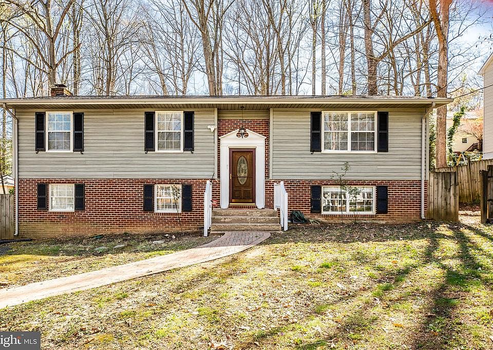 1st image of 1013 Plymouth Dr
