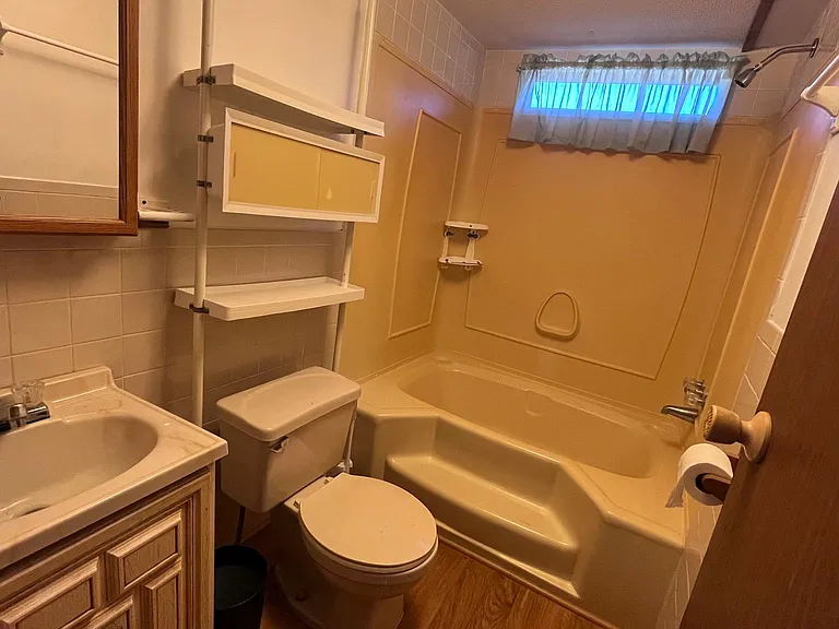 7361 Westview Ct — Photo 17