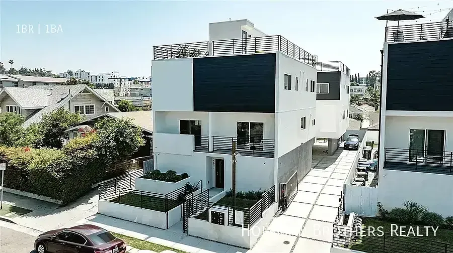 218 N Coronado St Los Angeles, CA 90026 — Photo 3