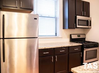 2176 W Giddings St #1, Chicago, IL 60625