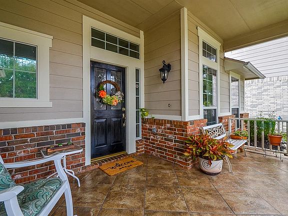3rd image of 8426 Chancellorsville Ln