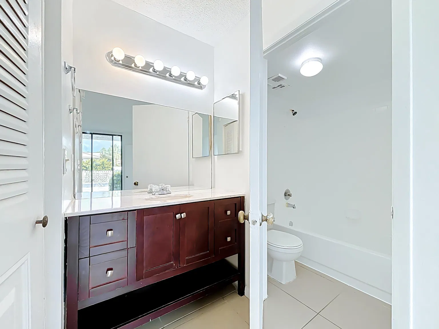 1 bed, 1.0 bath, 728 sqft, $1,495 — Photo 4
