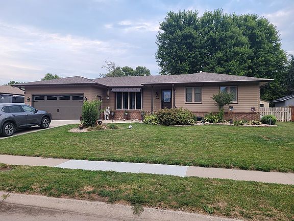 2nd image of 2934 N Wyoming Ave