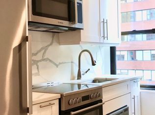 160 E 48th St APT 14M, New York, NY 10017