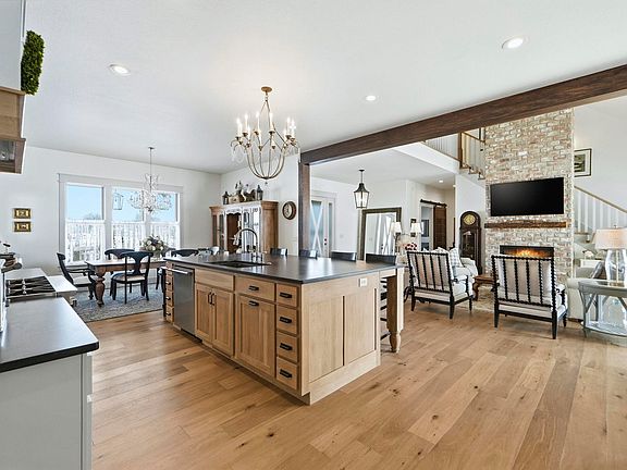 5th image of 2191 W Baseline Rd