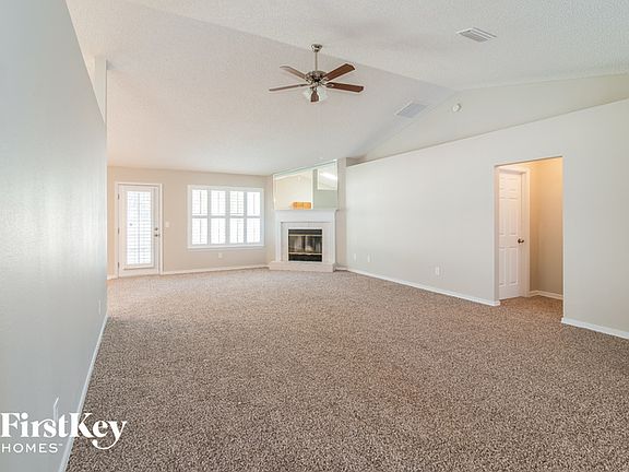 3rd image of 10403 McGirts Creek Dr