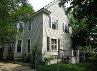 222 5th St, Aurora, IL 60505