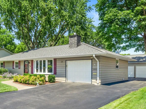 2309 Lowell St, Aurora, IL 60506