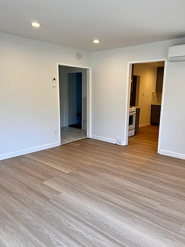 144 San Lorenzo Ave #1 Photo 1