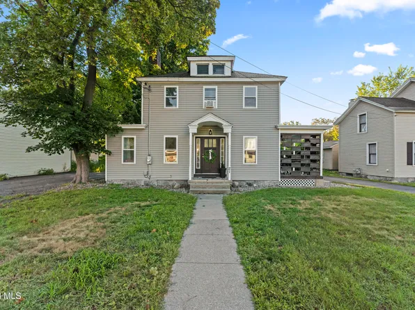 21 Saratoga Avenue, South Glens Falls, NY 12803