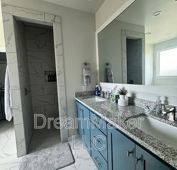 2807 Clifton Ter — Photo 5
