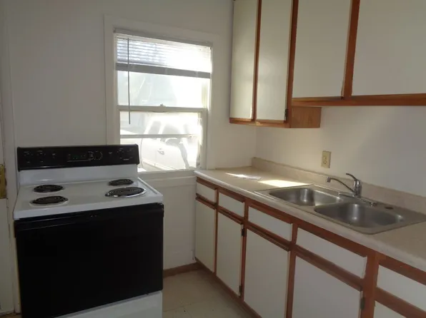 11, 1140 N 25th St #2507, Lincoln, NE 68503