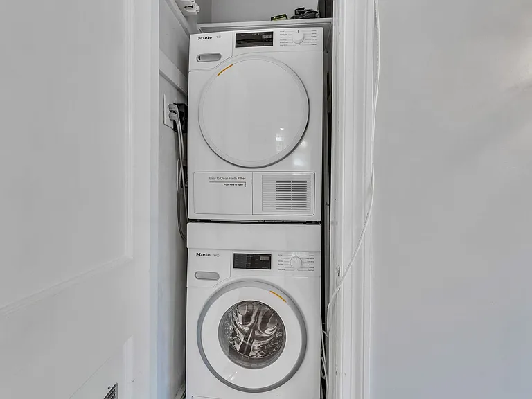 300 Commonwealth Ave #1 — Photo 9