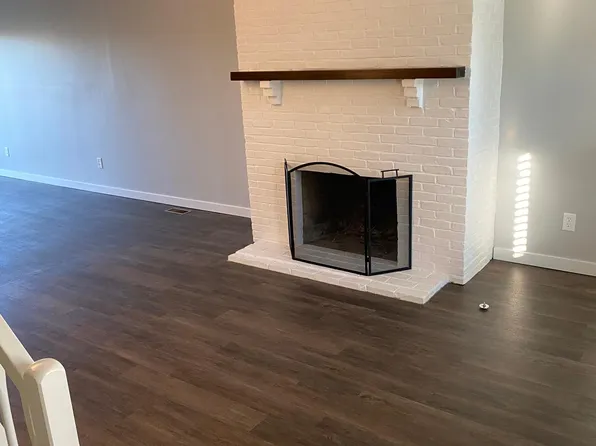 278 Saint Andrews Dr, Dublin, OH 43017