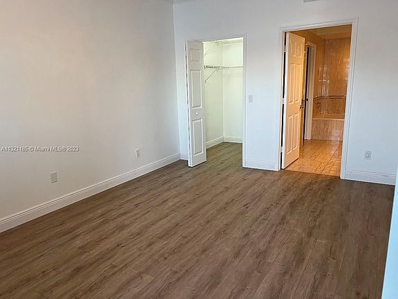 5th image of 3255 NE 184th St APT 12208