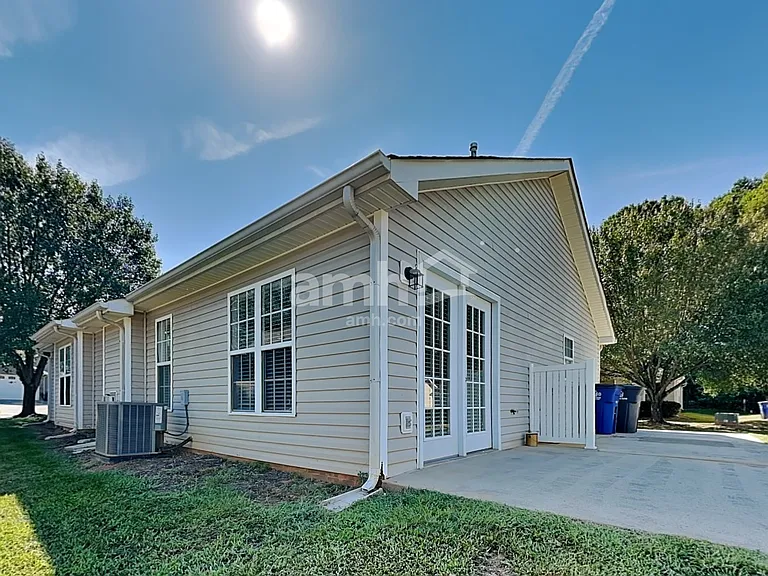 197 Cameron Way Cir — Photo 18