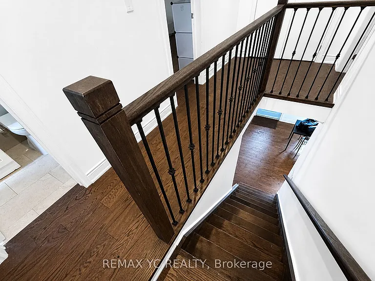 77 Talbot Rd — Photo 21