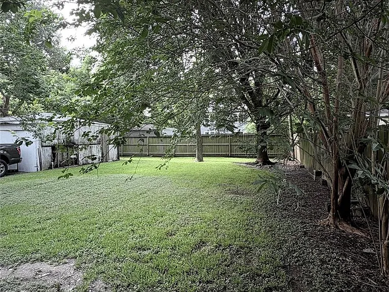 1118 Hunter Dr #A — Photo 28