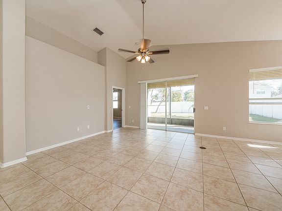 5th image of 12838 Hampton Hill Dr