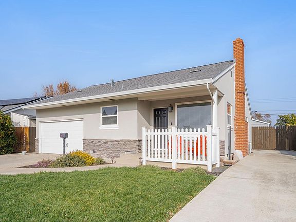 3rd image of 3909 La Verne Way