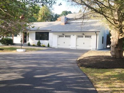 168 Cross Hill Rd, Monroe, CT, 06468