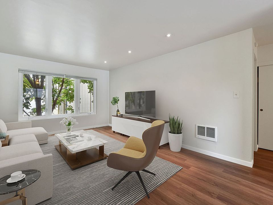 1st image of 2157 Santa Clara Ave #27