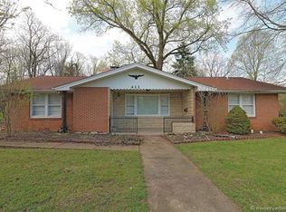 411 W Liberty St, Farmington, MO 63640