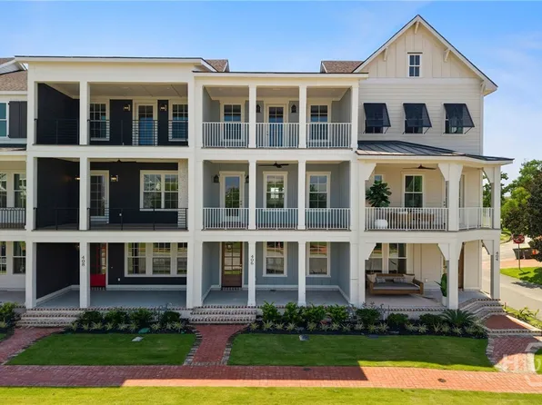 406 Legends Court, Savannah, GA 31401