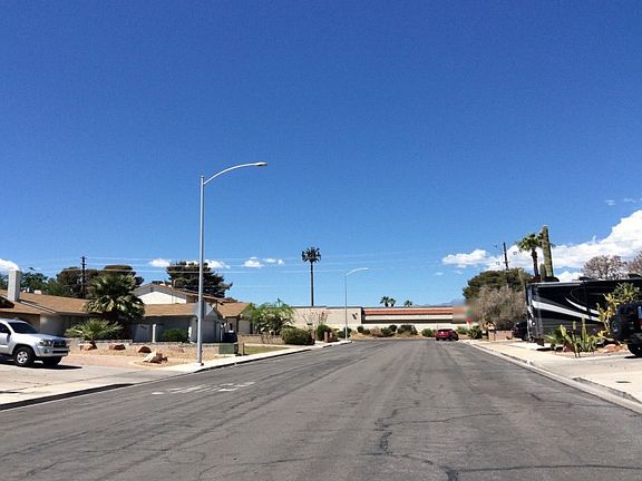 5th image of 6632 Lowden Ln