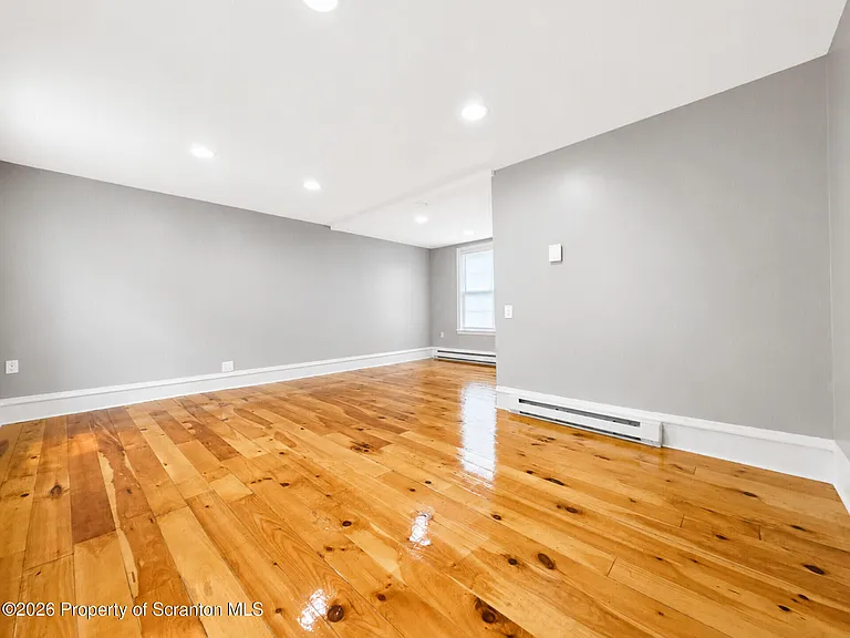 605 Spring St #1 — Photo 6