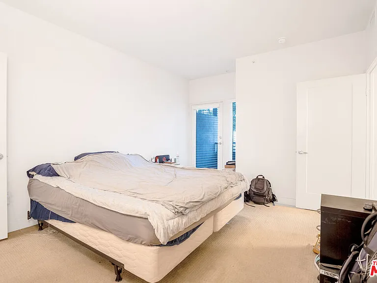 436 S Virgil Ave #312 — Photo 9