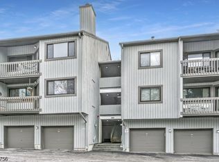 110 Magnolia Rd #RDUNIT4, Ramsey, NJ 07446