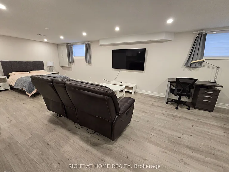 17 Olsen Dr #B — Photo 10