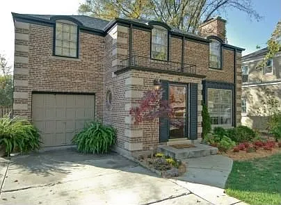 9 W Touhy Ave photo 1