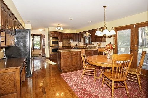 5th image of 9 Norbert Dr