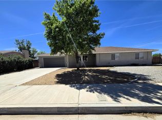22909 Eyota Rd, Apple Valley, CA 92308