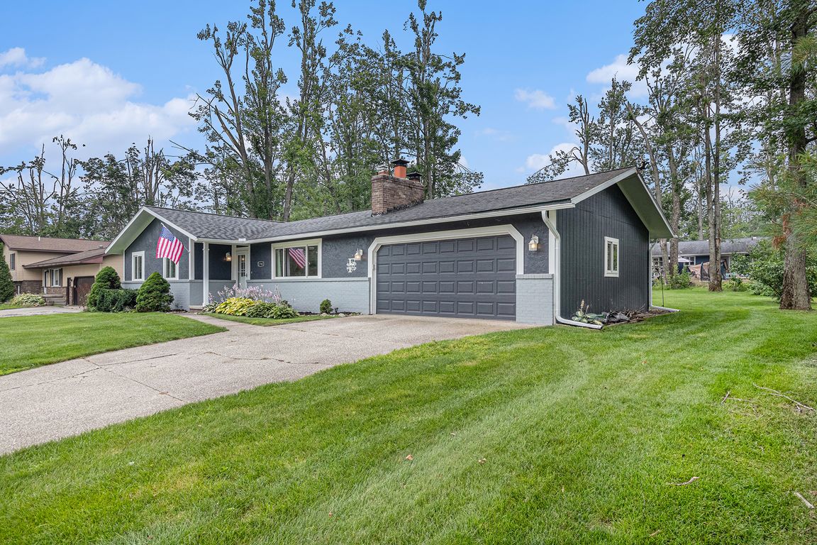 next background image