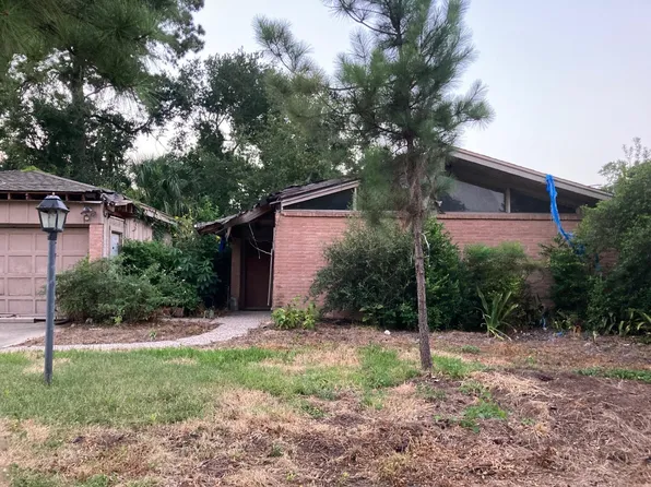 10310 Metronome Dr, Houston, TX 77043