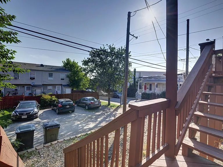 802 W Clay St #A — Photo 33
